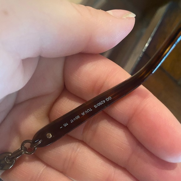 Gucci sunglasses - Picture 3 of 5